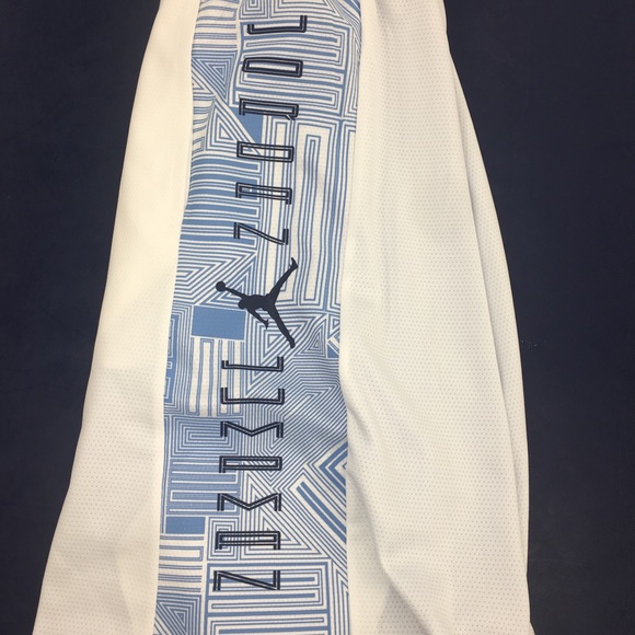 Air Jordan Reversible Men’s Shorts UNC Blue White - Picture 2 of 6